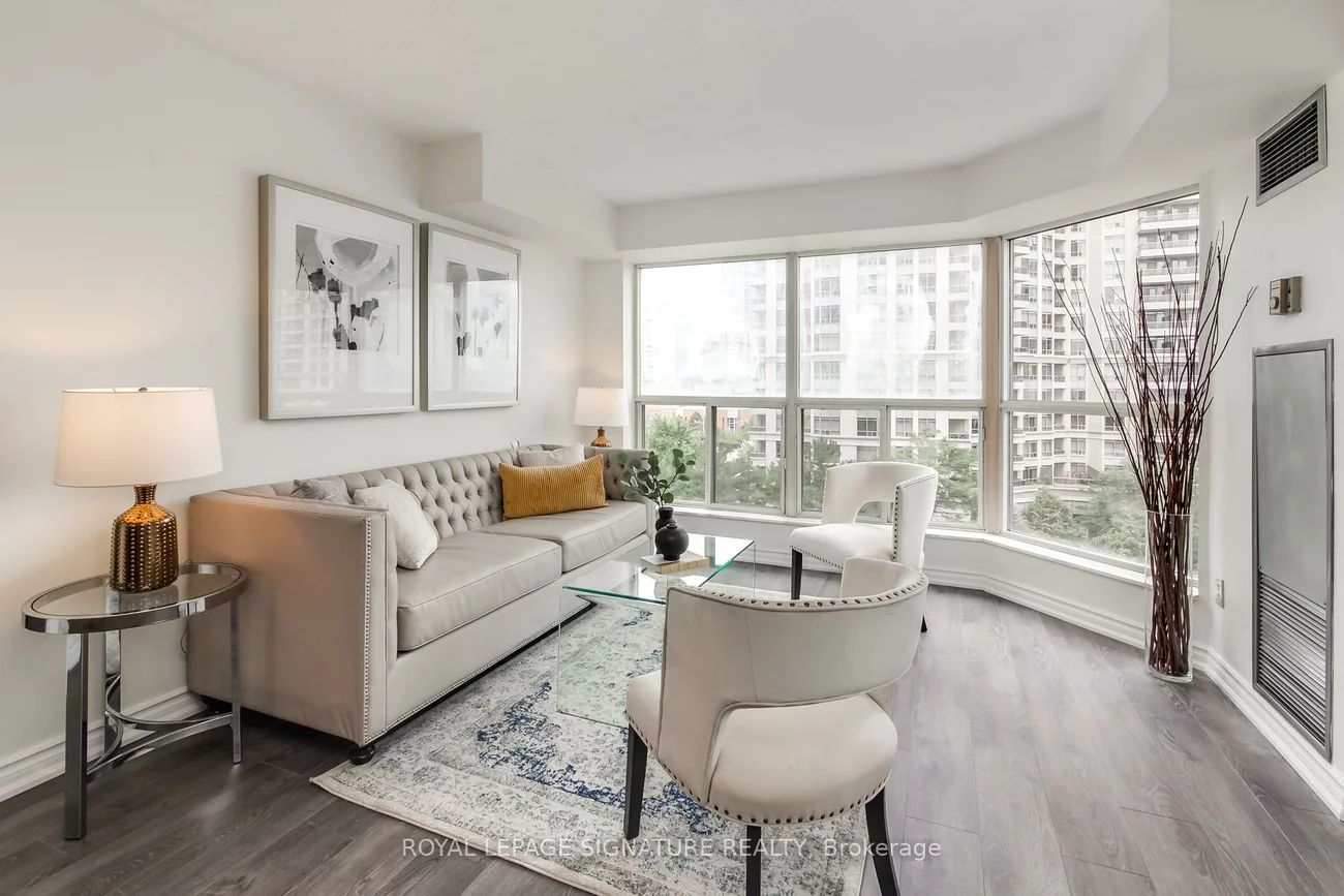 325, Webb, City Centre, Mississauga