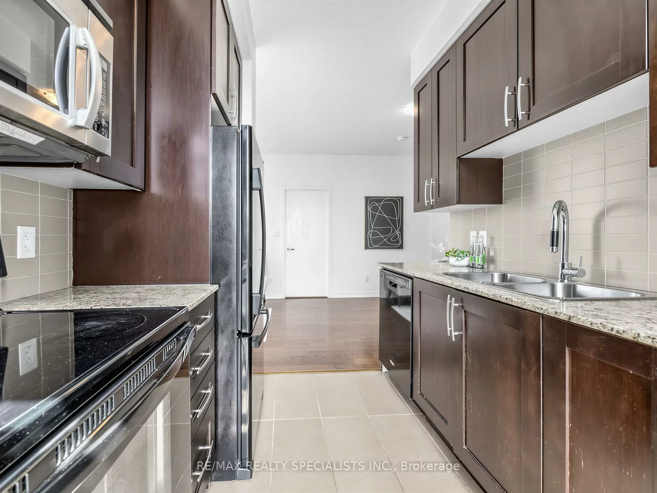 4070, Confederation, City Centre, Mississauga