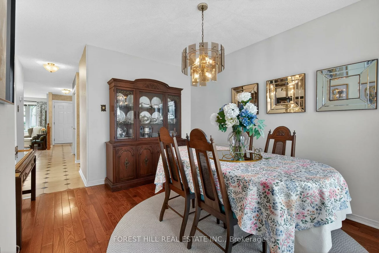 4635, Regents, Hurontario, Mississauga