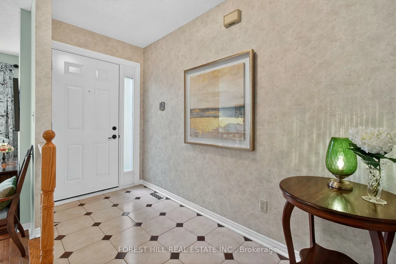 4635, Regents, Hurontario, Mississauga