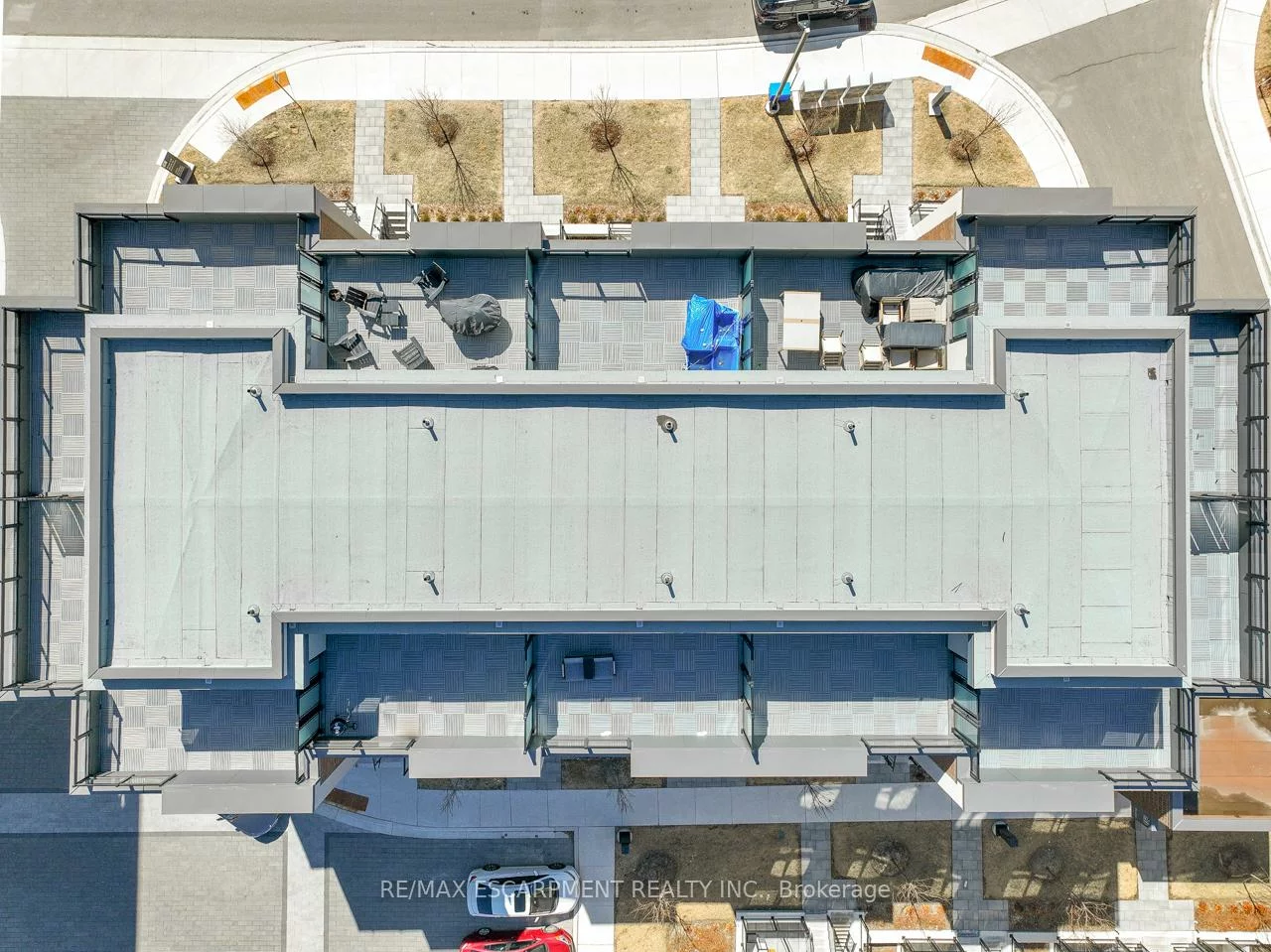 1075, Douglas McCurdy, Lakeview, Mississauga