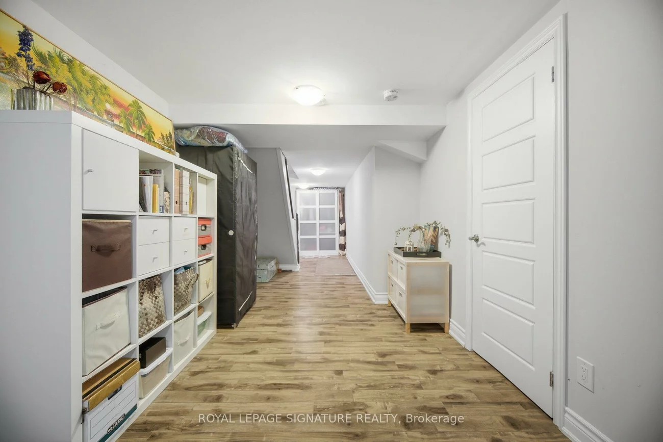 400, Mississauga Valley, Mississauga Valleys, Mississauga