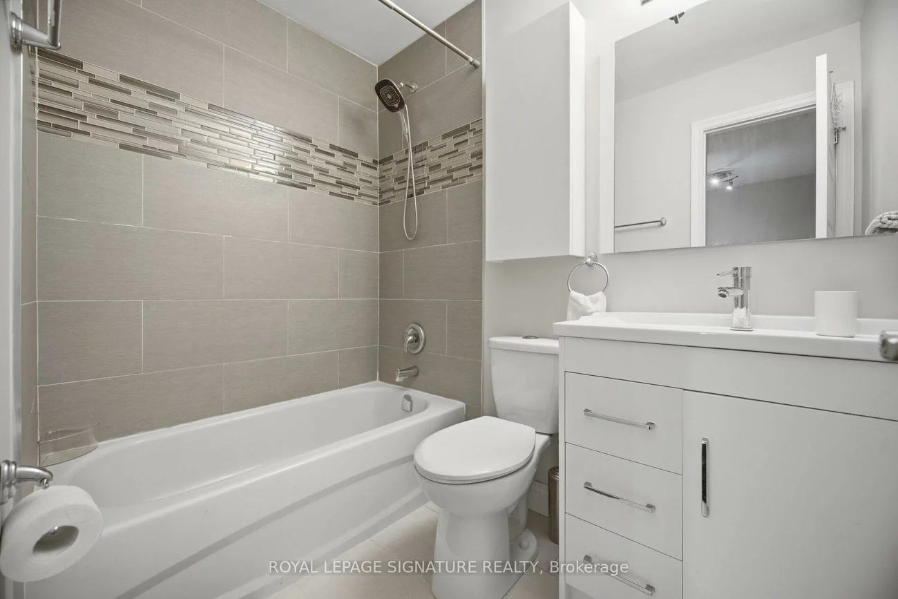 400, Mississauga Valley, Mississauga Valleys, Mississauga