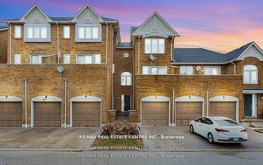 45, Bristol, Hurontario, Mississauga