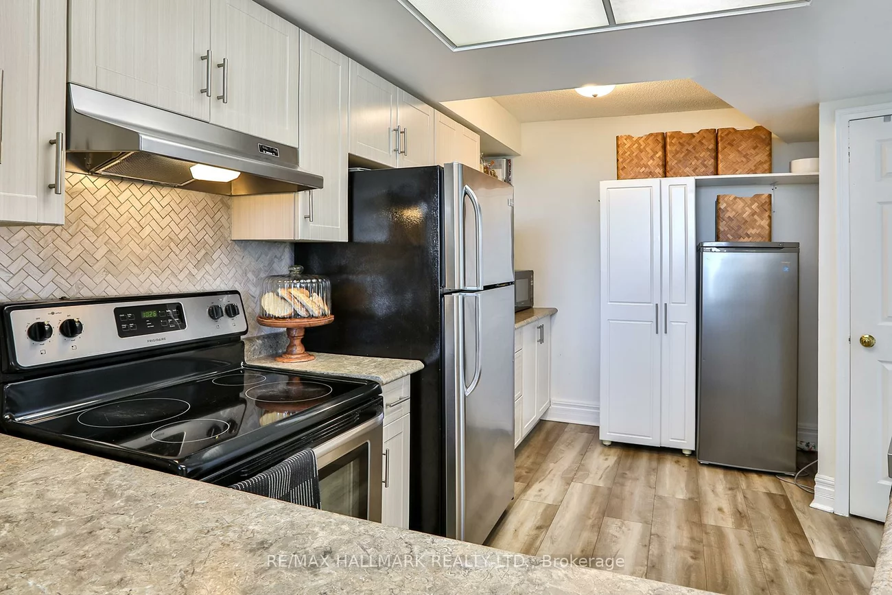 1360, Rathburn, Rathwood, Mississauga