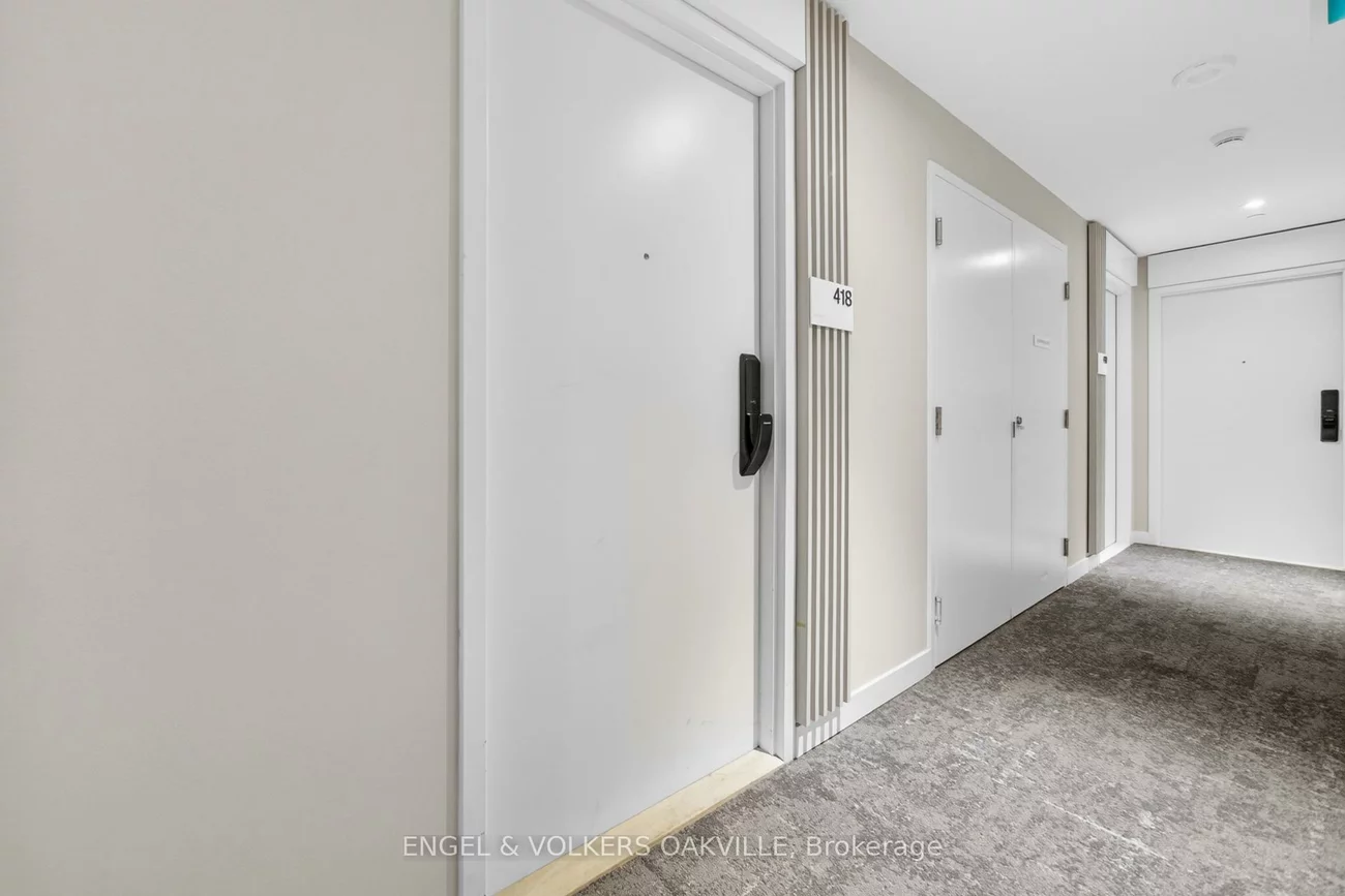 28, Ann, Port Credit, Mississauga