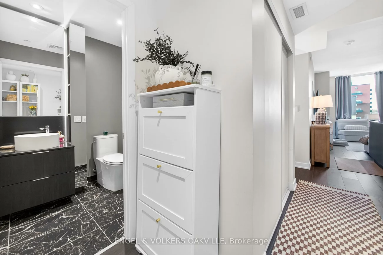 28, Ann, Port Credit, Mississauga