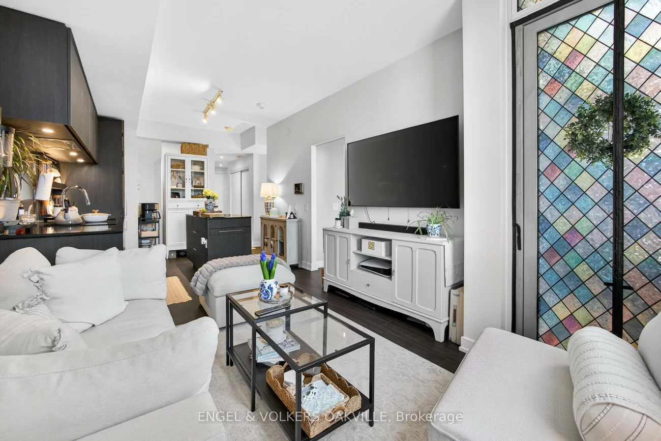 28, Ann, Port Credit, Mississauga