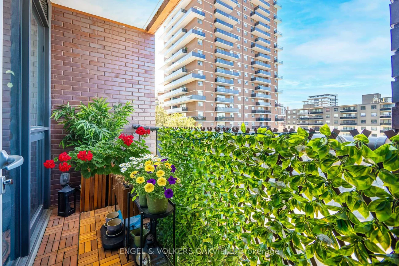 28, Ann, Port Credit, Mississauga