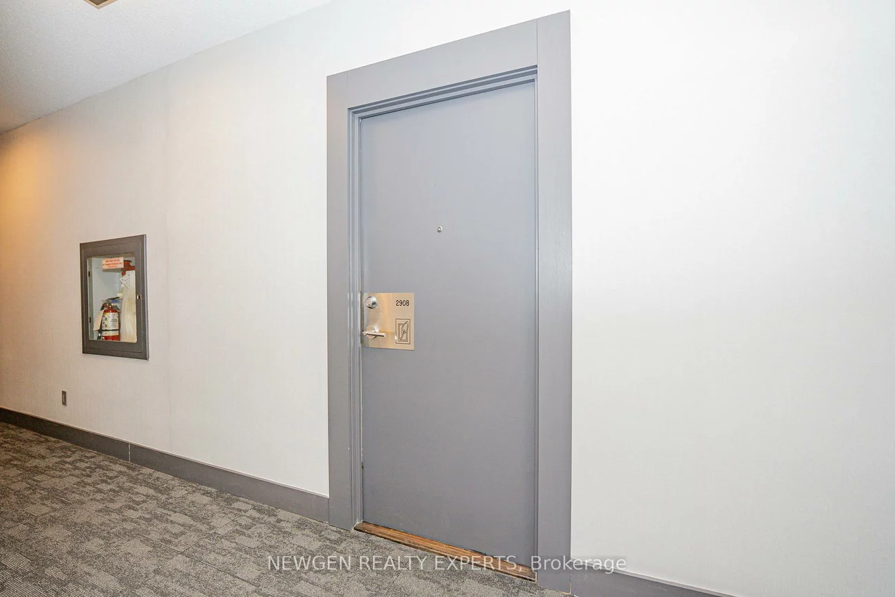 4070, Confederation, City Centre, Mississauga