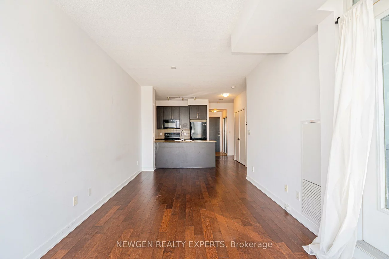 4070, Confederation, City Centre, Mississauga