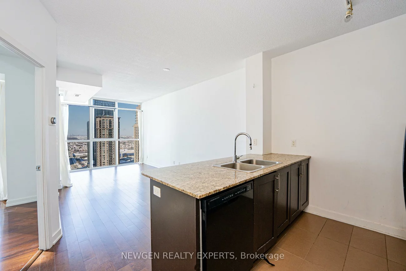 4070, Confederation, City Centre, Mississauga