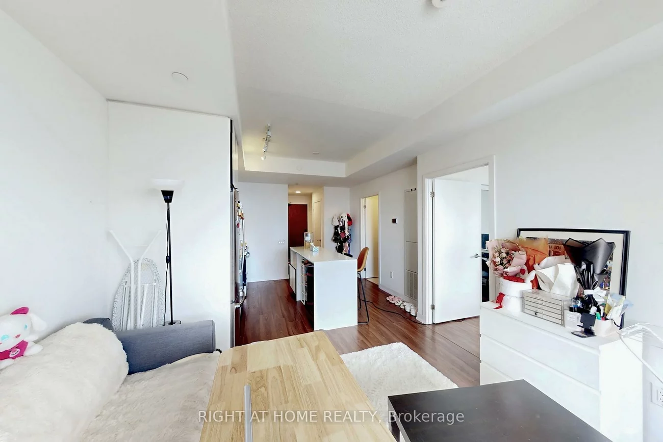 4065, Confederation, City Centre, Mississauga