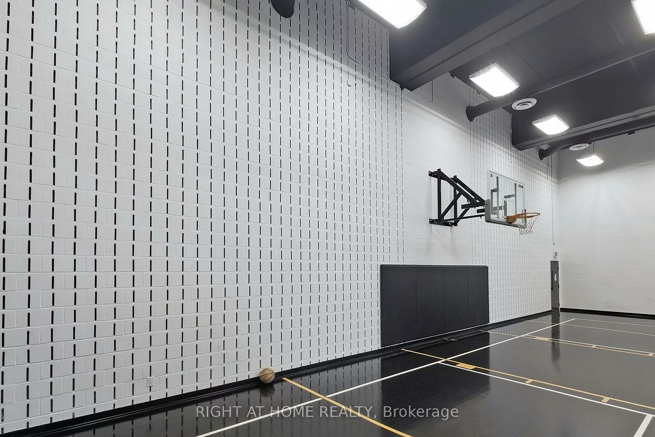 4065, Confederation, City Centre, Mississauga