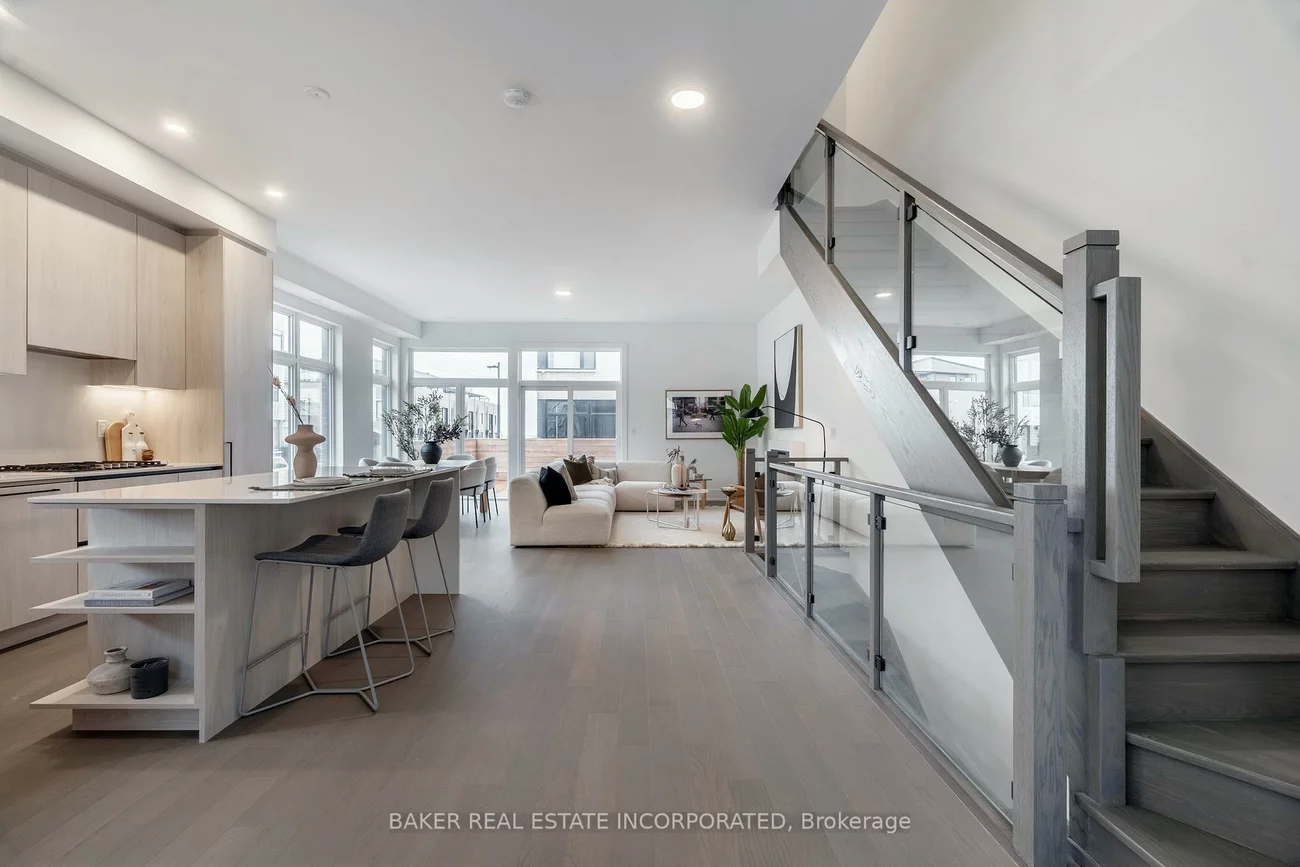 30, Lou Parsons, Port Credit, Mississauga