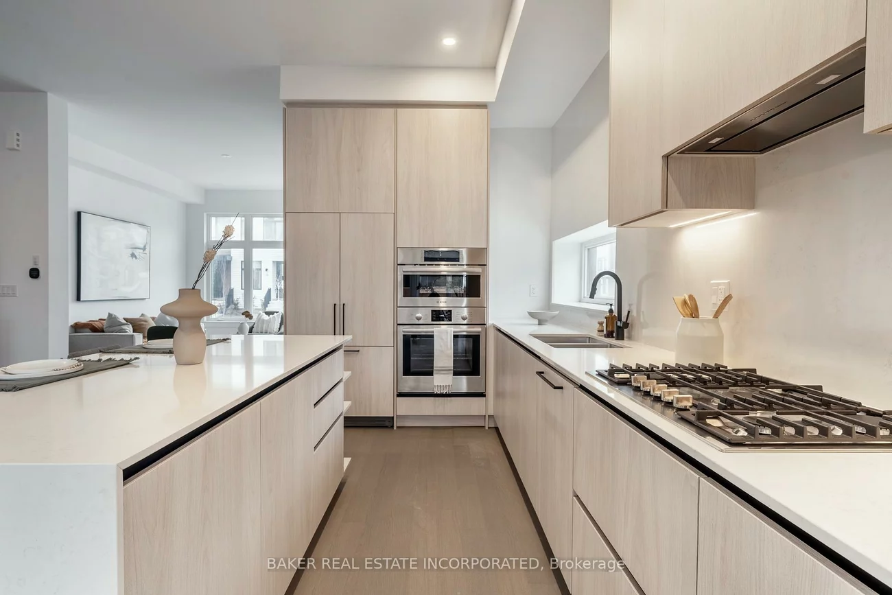 30, Lou Parsons, Port Credit, Mississauga