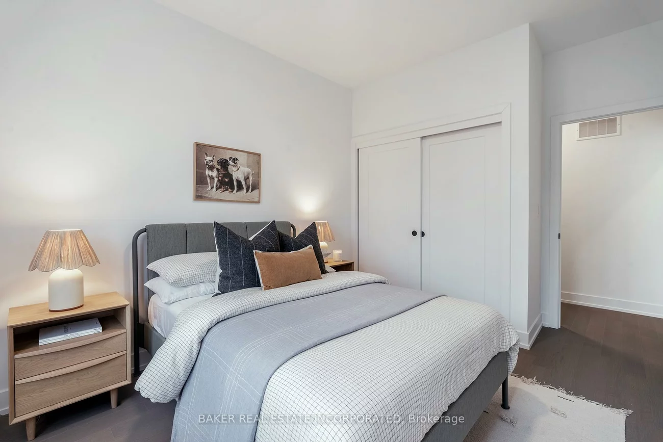 30, Lou Parsons, Port Credit, Mississauga