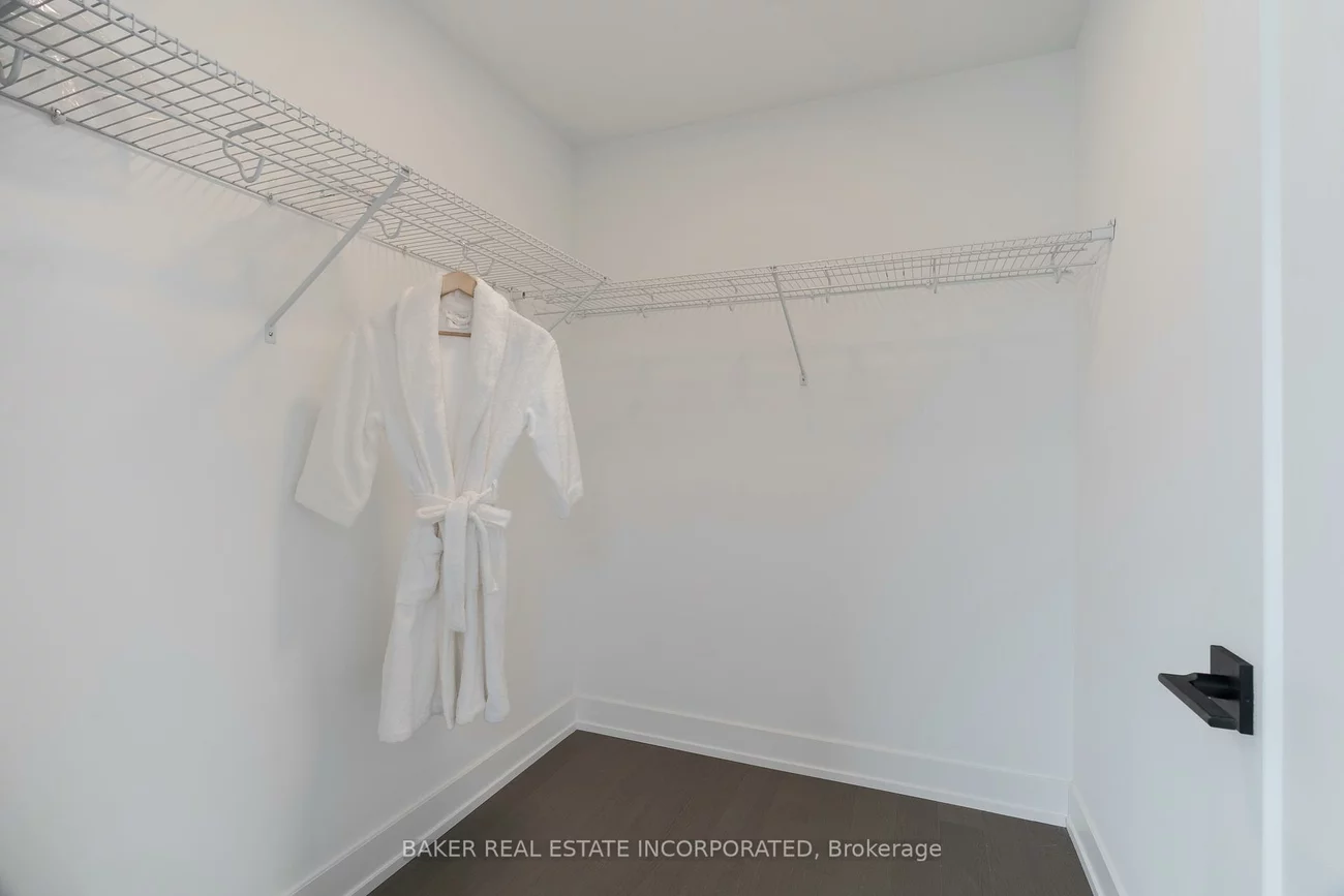 30, Lou Parsons, Port Credit, Mississauga