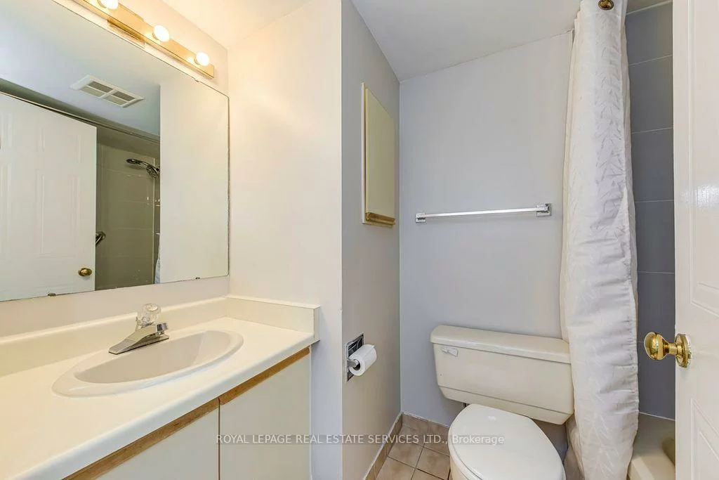 1110, Walden, Clarkson, Mississauga