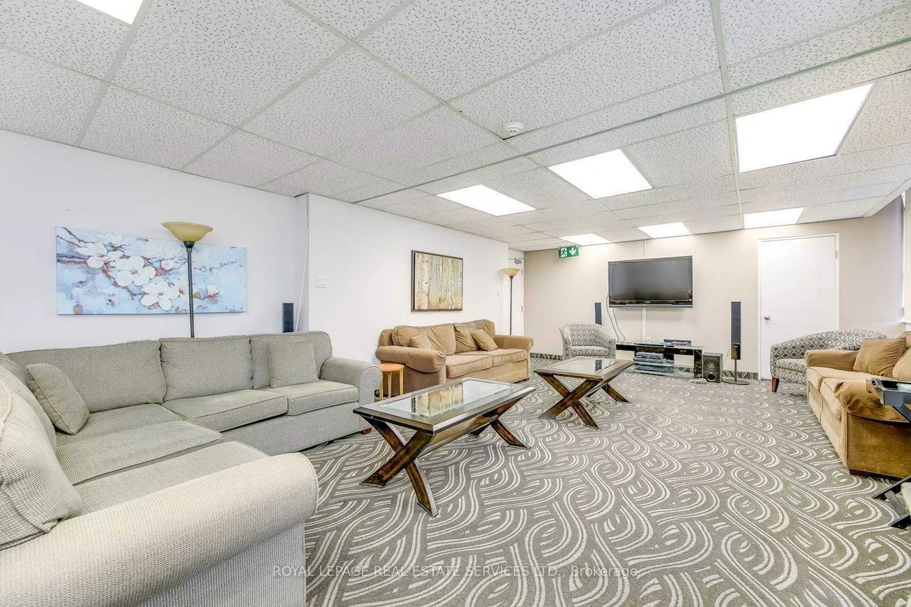 1110, Walden, Clarkson, Mississauga