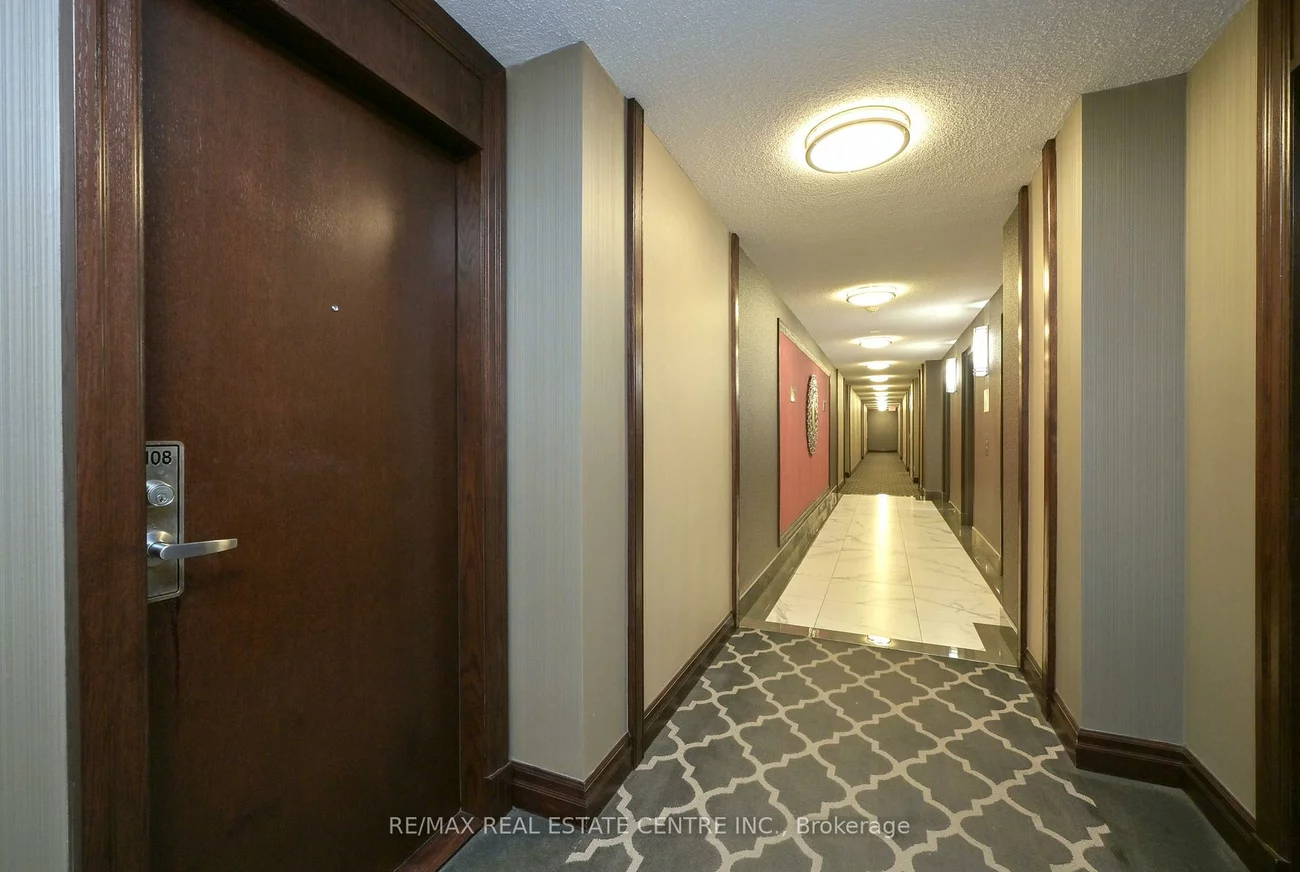 335, Rathburn, Creditview, Mississauga