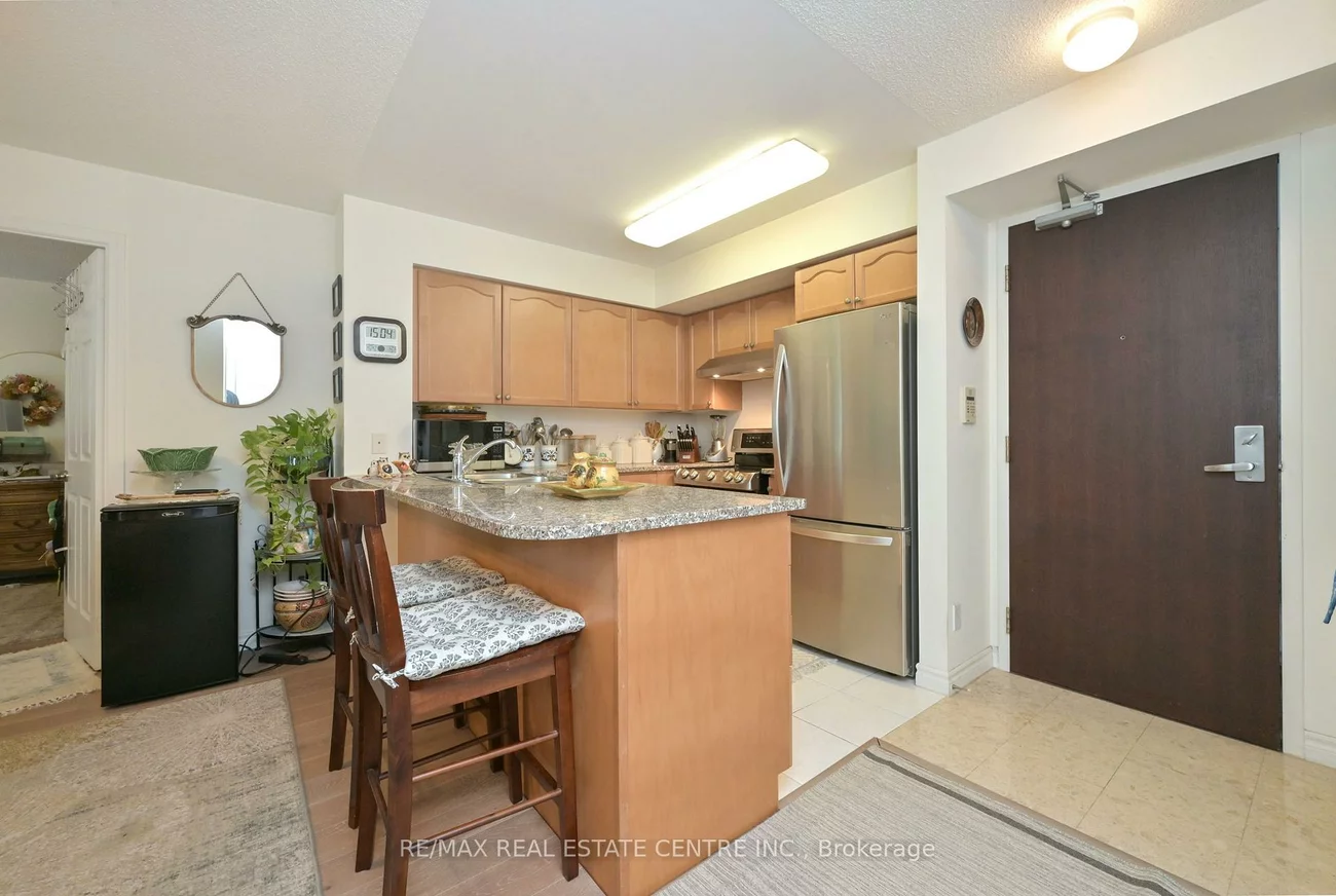 335, Rathburn, Creditview, Mississauga