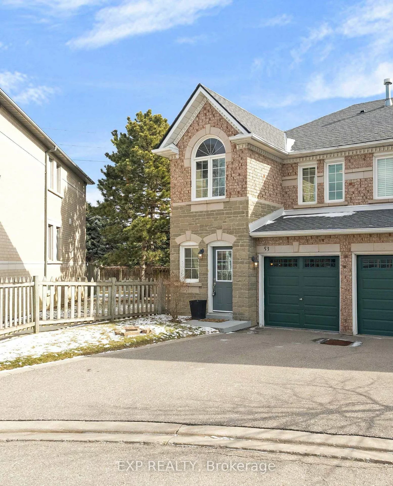 455, Apache, Hurontario, Mississauga