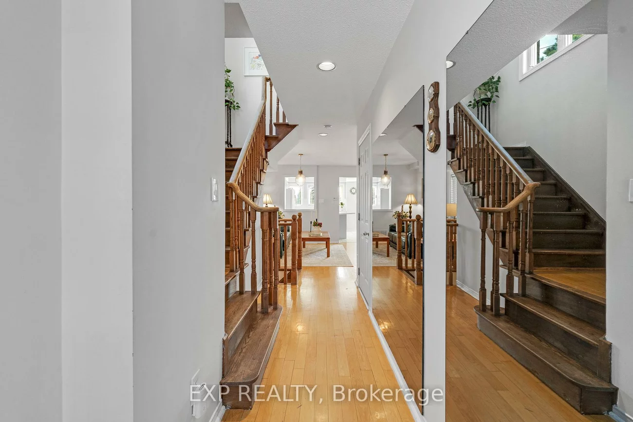 455, Apache, Hurontario, Mississauga