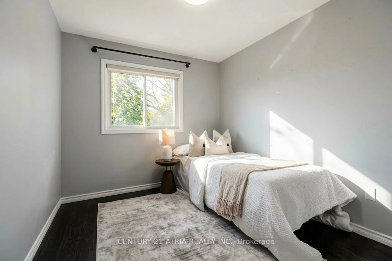 2825, Gananoque, Meadowvale, Mississauga