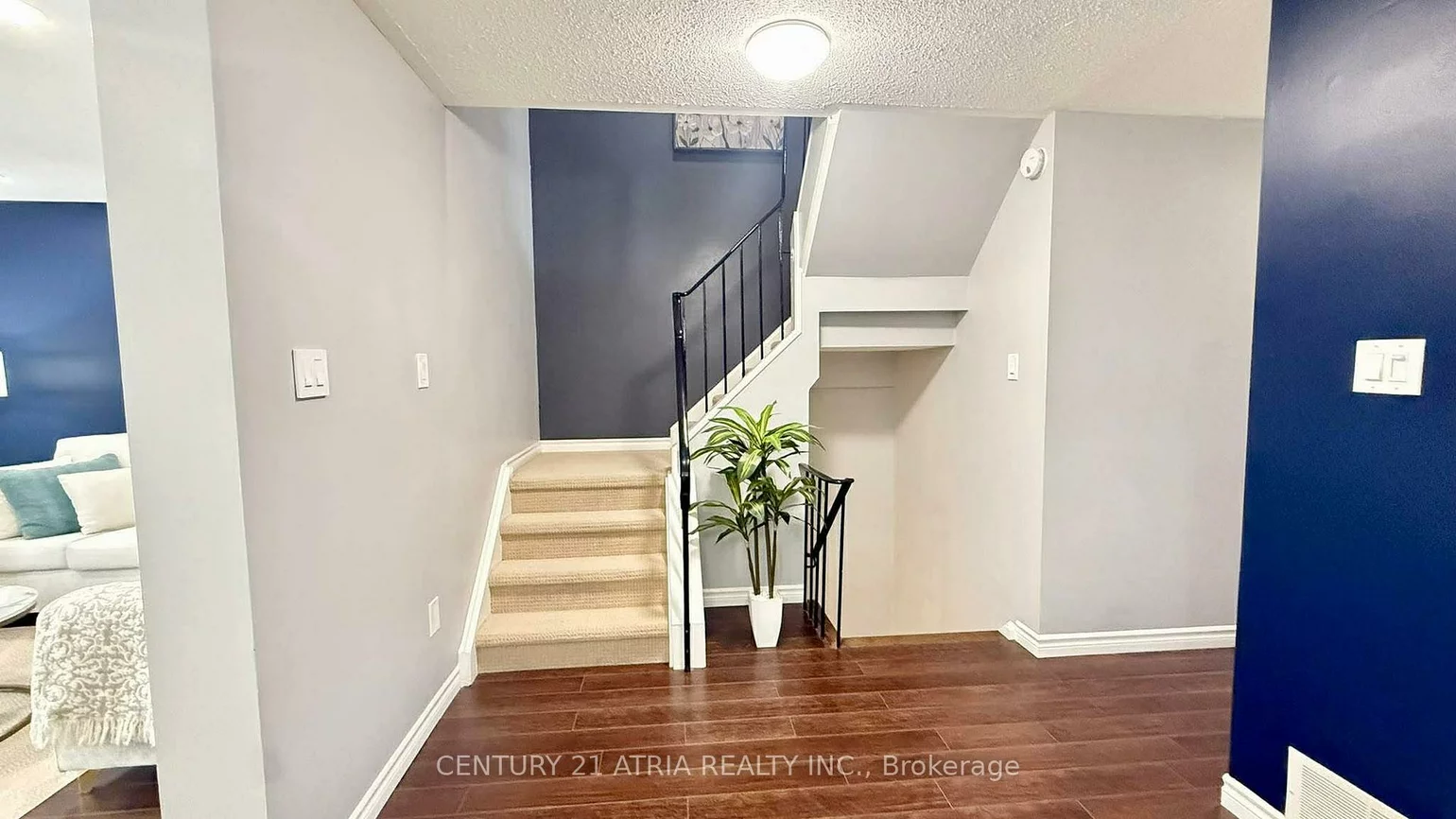 2825, Gananoque, Meadowvale, Mississauga