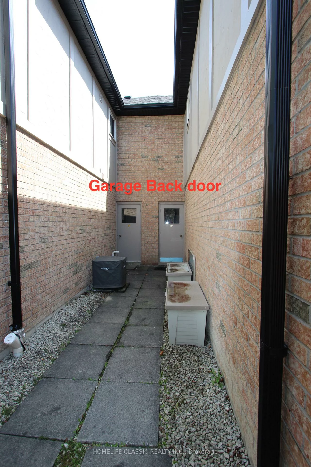 4635, Regents, Hurontario, Mississauga