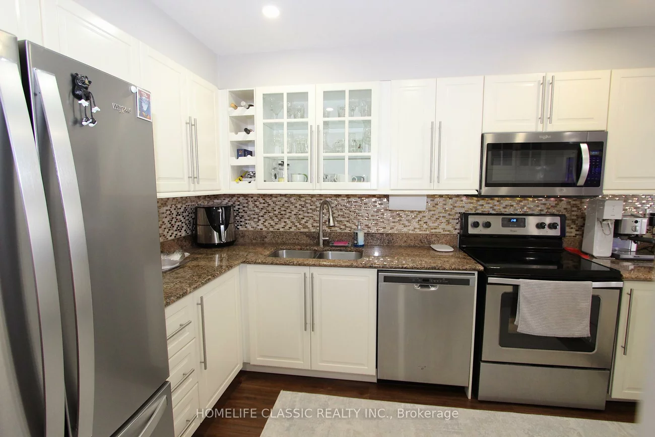 4635, Regents, Hurontario, Mississauga