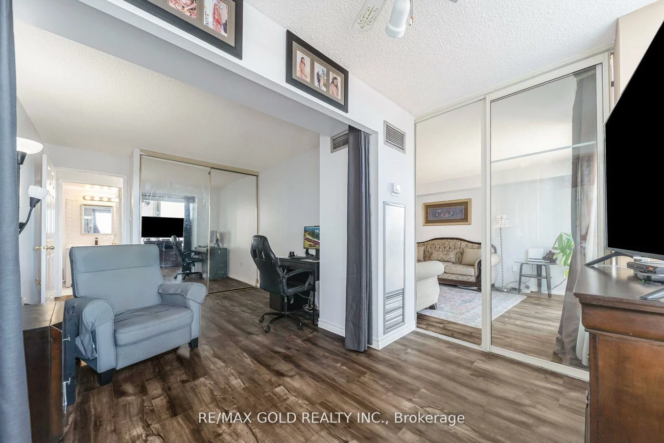 350, Rathburn, City Centre, Mississauga