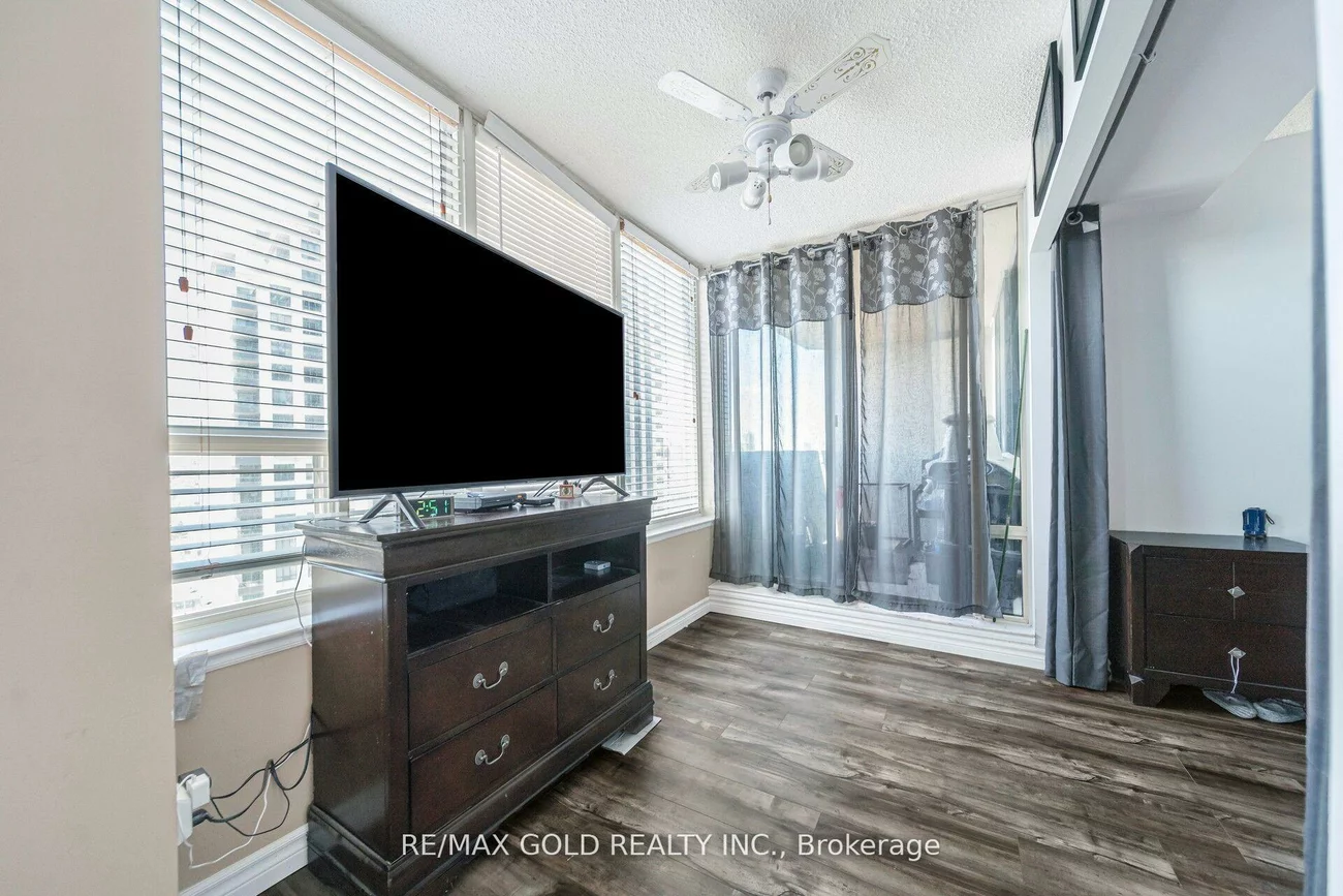 350, Rathburn, City Centre, Mississauga