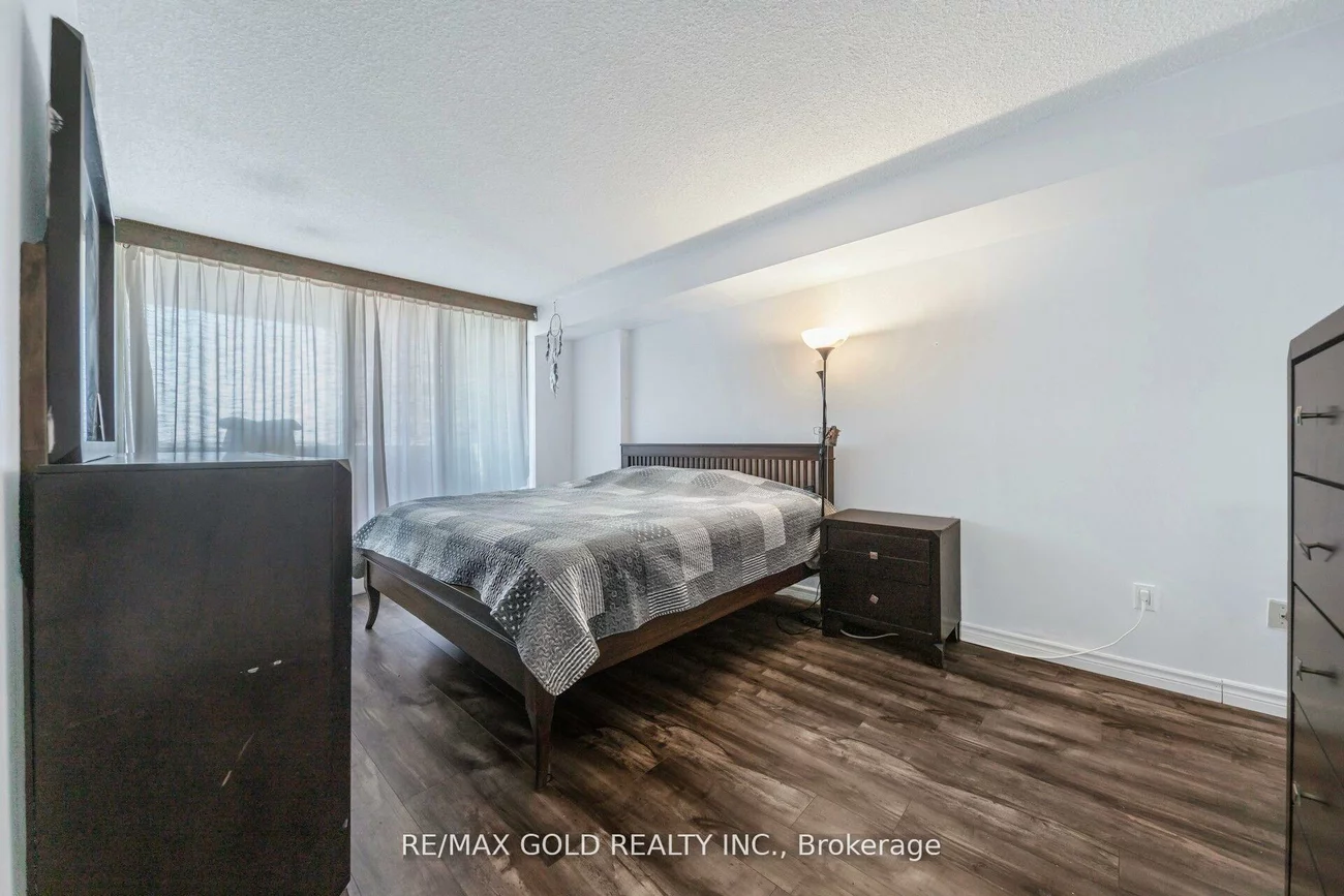 350, Rathburn, City Centre, Mississauga