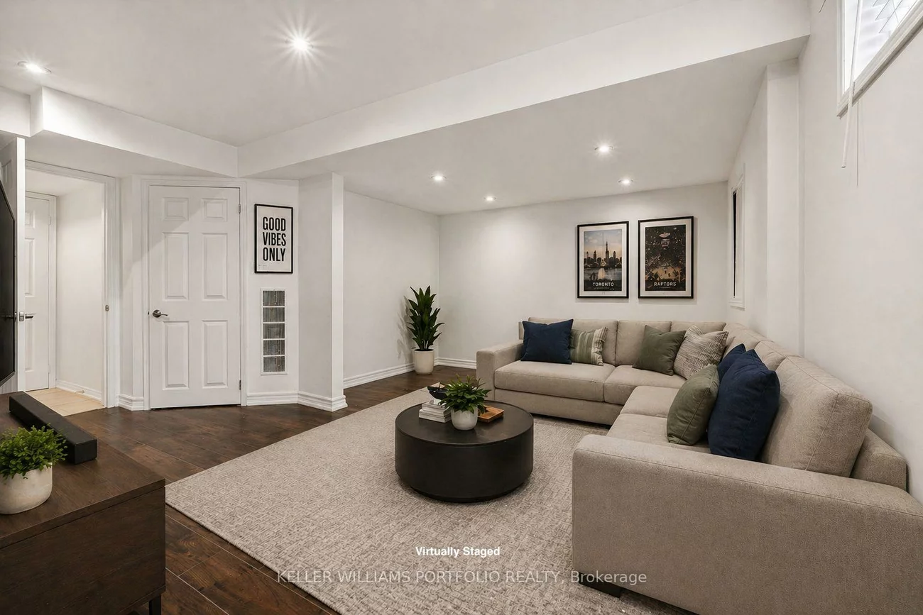 1575, South Parade, East Credit, Mississauga