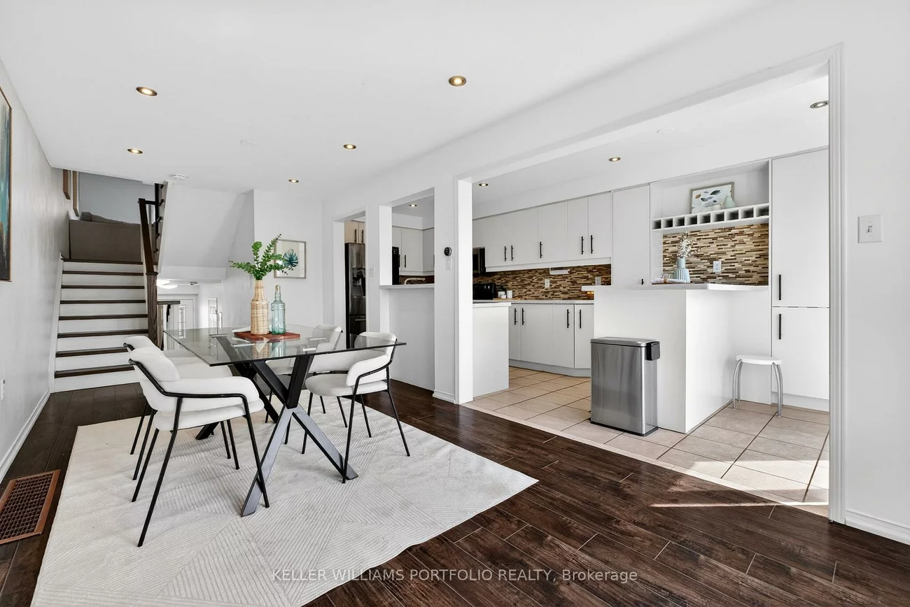 1575, South Parade, East Credit, Mississauga