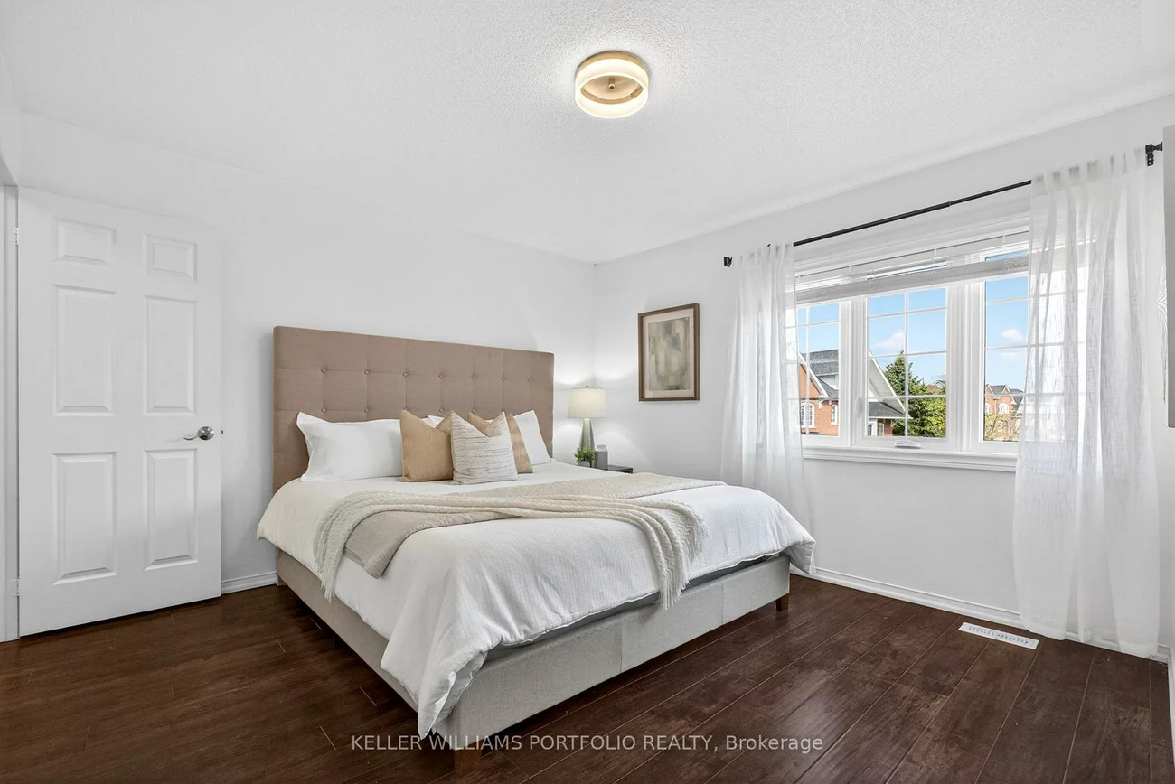 1575, South Parade, East Credit, Mississauga