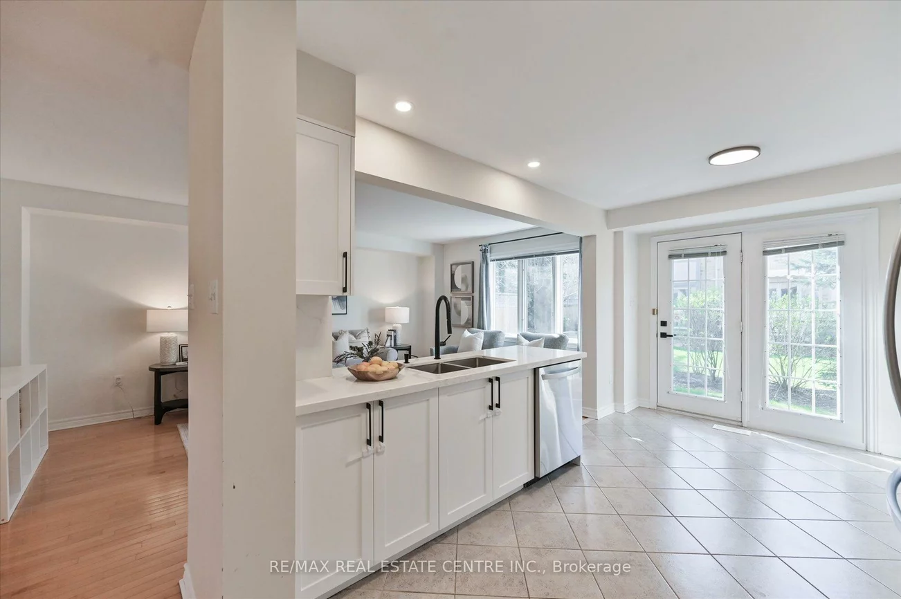 5662, Glen Erin, Central Erin Mills, Mississauga