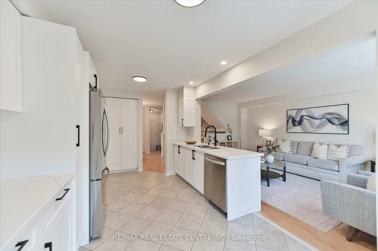 5662, Glen Erin, Central Erin Mills, Mississauga