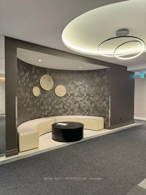 550, Webb, City Centre, Mississauga