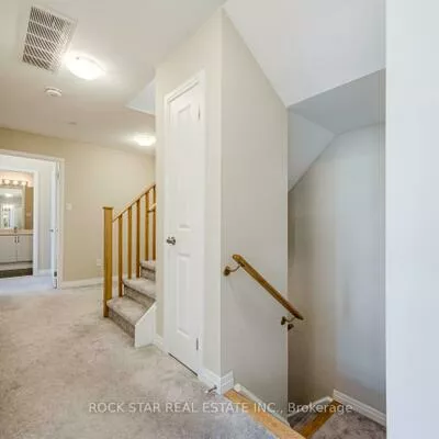 670, Atwater, Mineola, Mississauga
