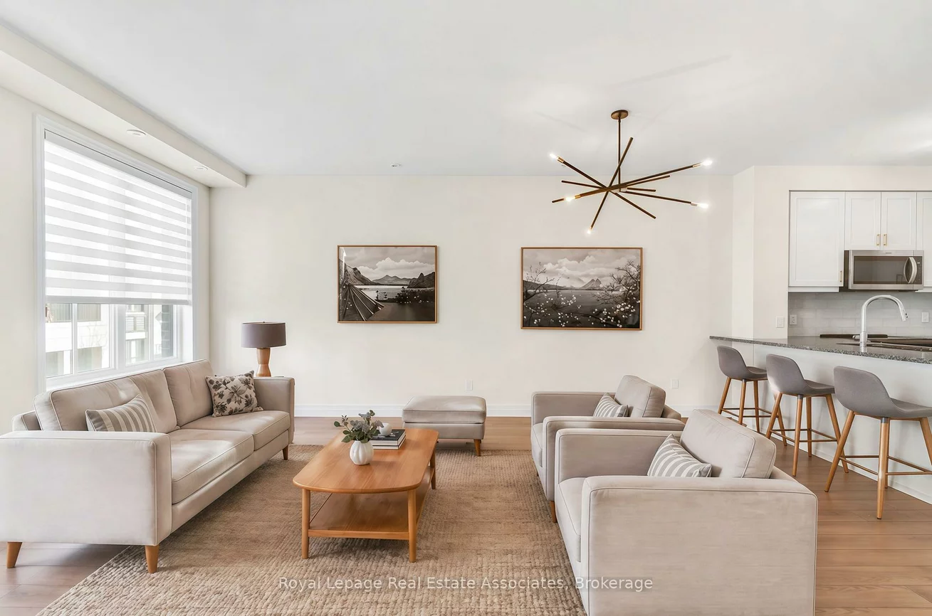 657, Cricklewood, Mineola, Mississauga