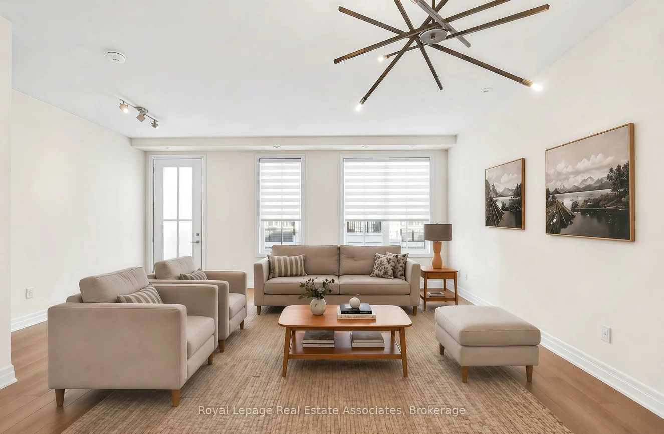 657, Cricklewood, Mineola, Mississauga