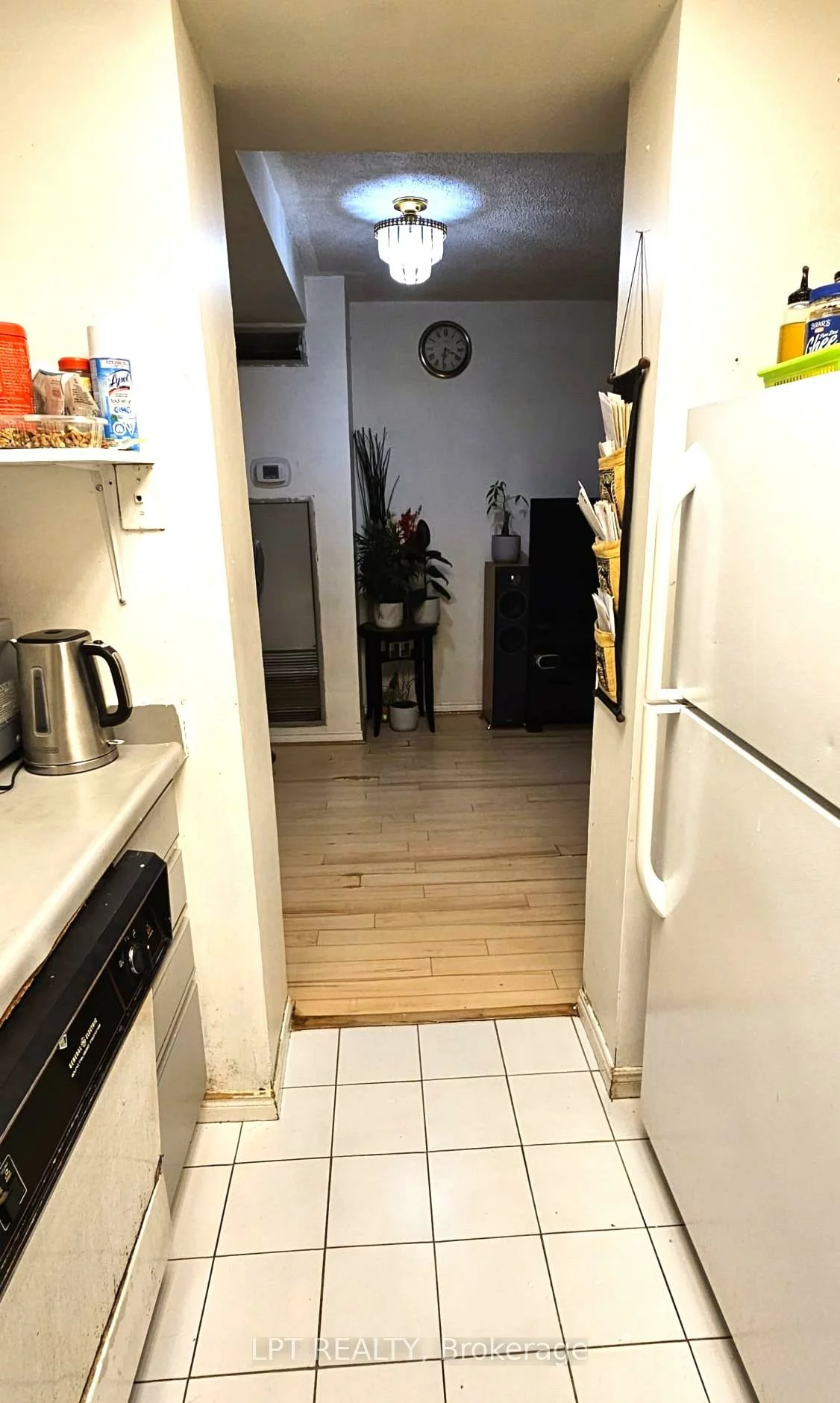 50, Kingsbridge Garden, Hurontario, Mississauga
