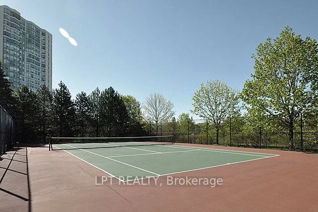 50, Kingsbridge Garden, Hurontario, Mississauga