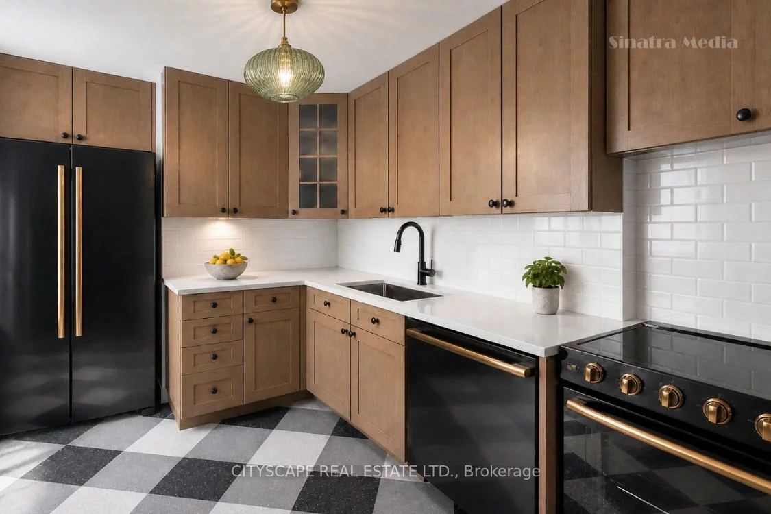 49, Queen, Port Credit, Mississauga