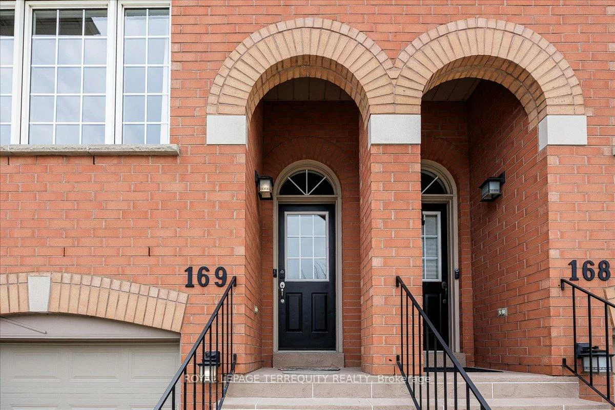 5030, Heatherleigh, East Credit, Mississauga