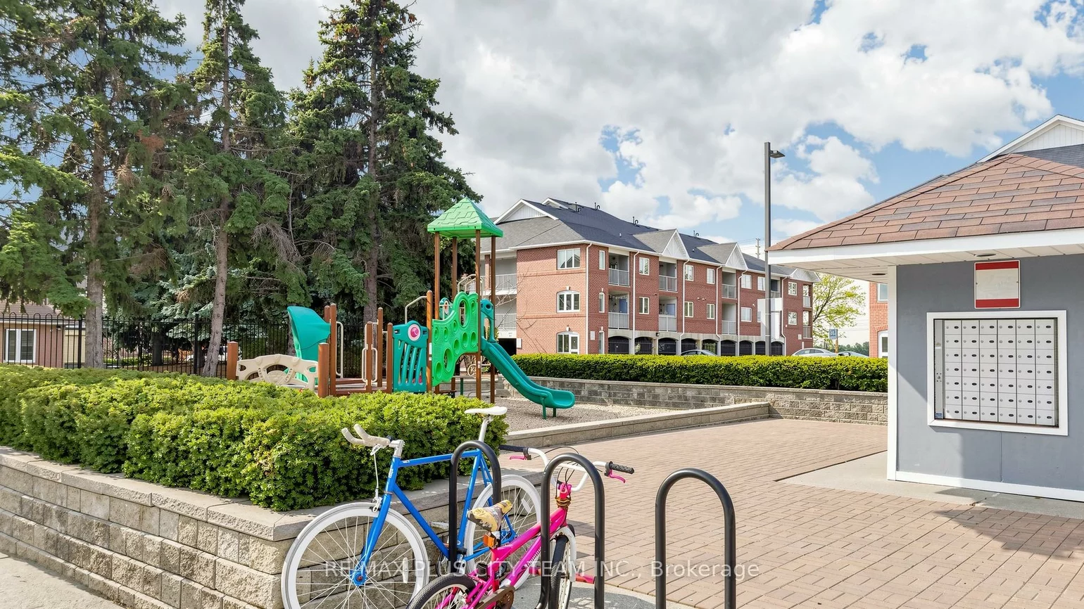 55, Bristol, Hurontario, Mississauga