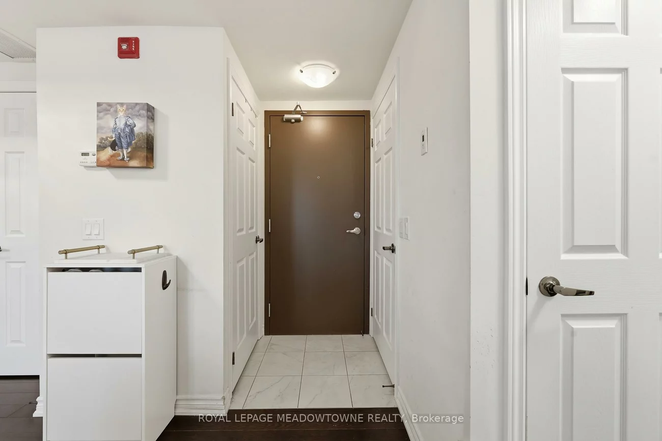 215, Broadway, Streetsville, Mississauga